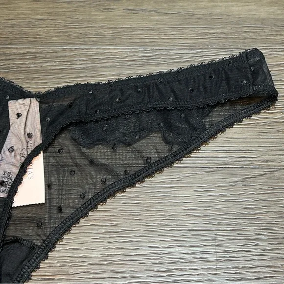 VICTORIA'S SECRET VERY SEXY VS High Leg Thong Panty Black Lace Medium NWT - Picture 6 of 9